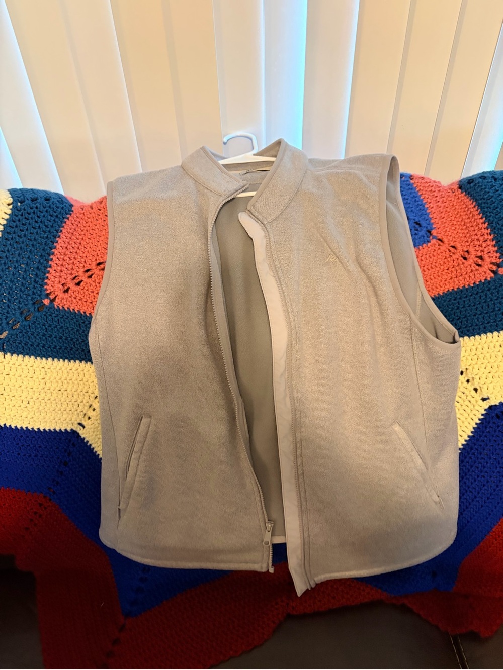 Women's Light Gray Fleece Vest - Cozy Sleeveless Layer